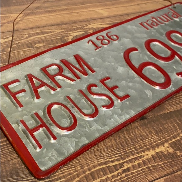 Farmhouse licence plate style raised metal sign - Picture 3 of 3